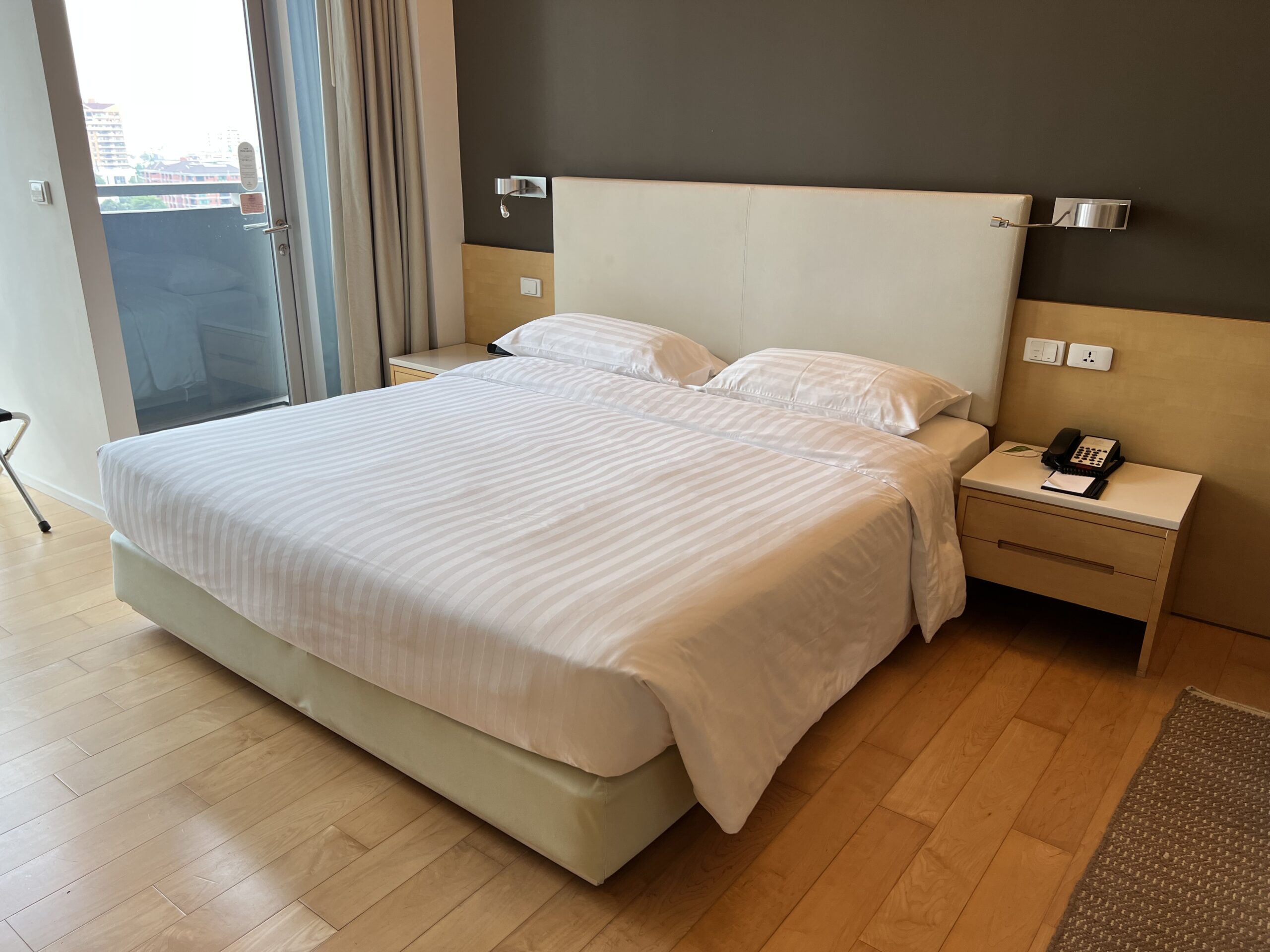 somerset-bedroom